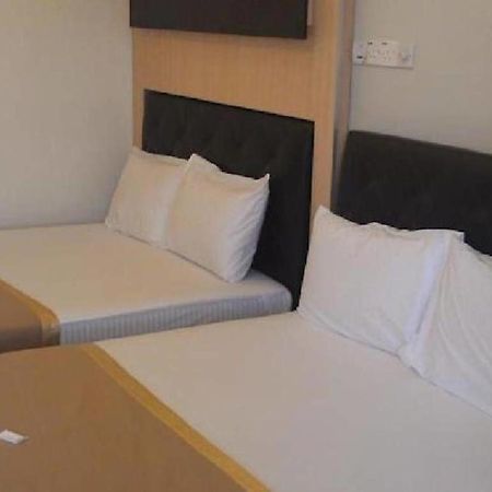 Serdang Business Hotel Seri Kembangan Exteriör bild