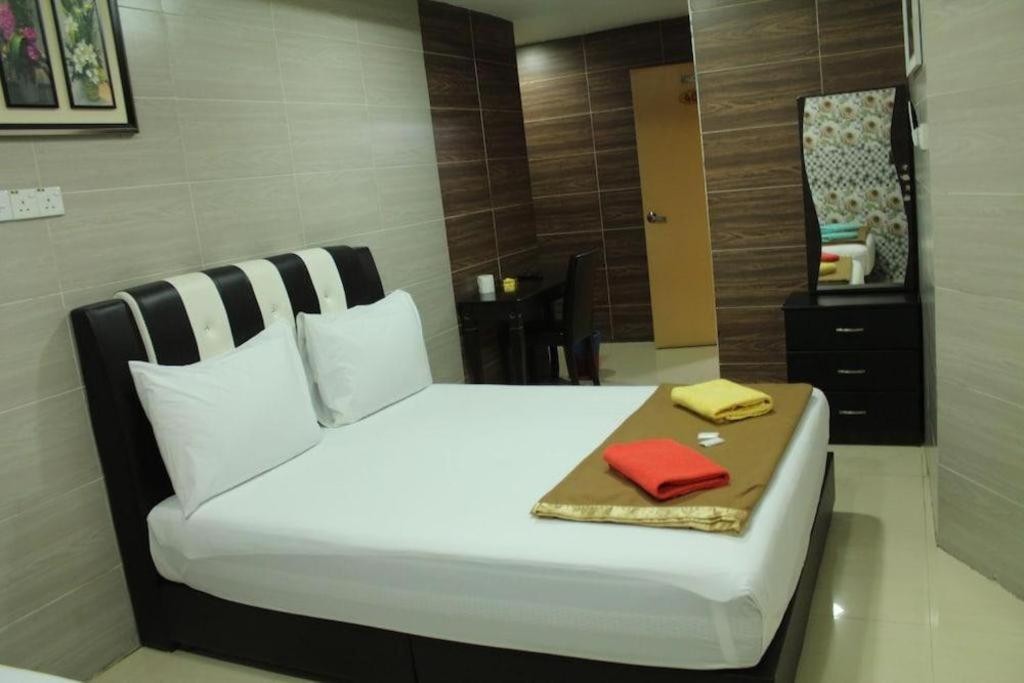 Serdang Business Hotel Seri Kembangan Exteriör bild
