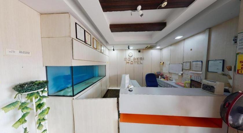Serdang Business Hotel Seri Kembangan Exteriör bild
